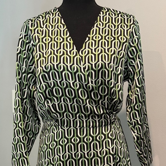 NWT Alfani Green White & Black Elbow Sleeve Satin Surplice Wrap Dress Size  8 - mordernwear.com